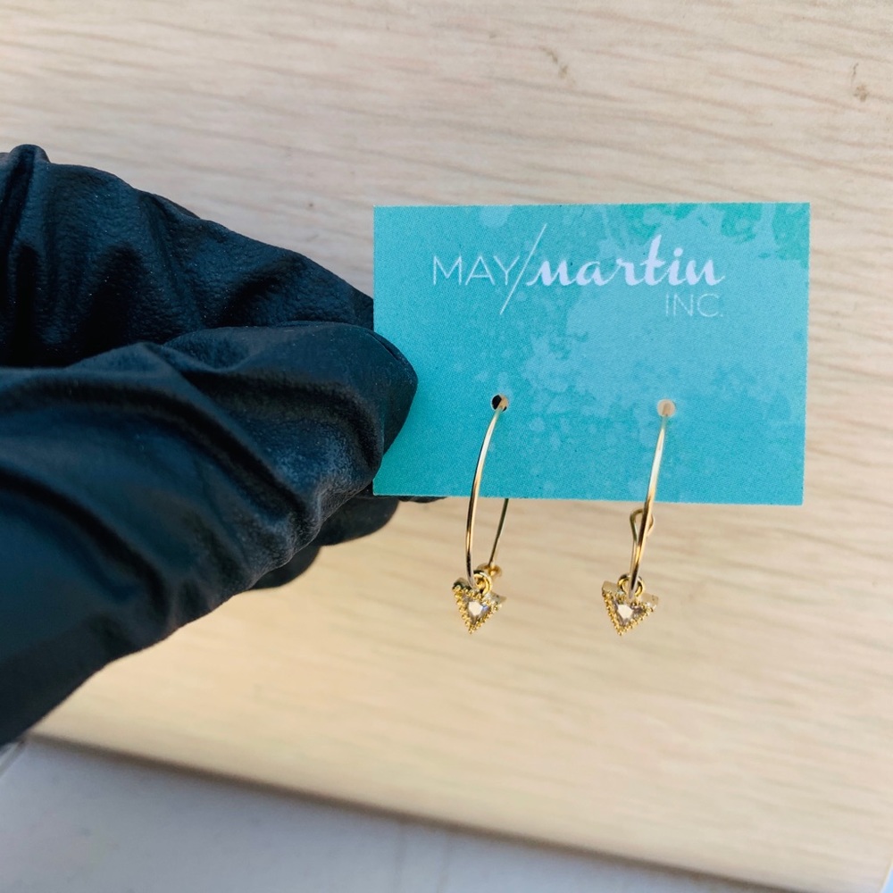 Hoop earrings with dangly triangle shape